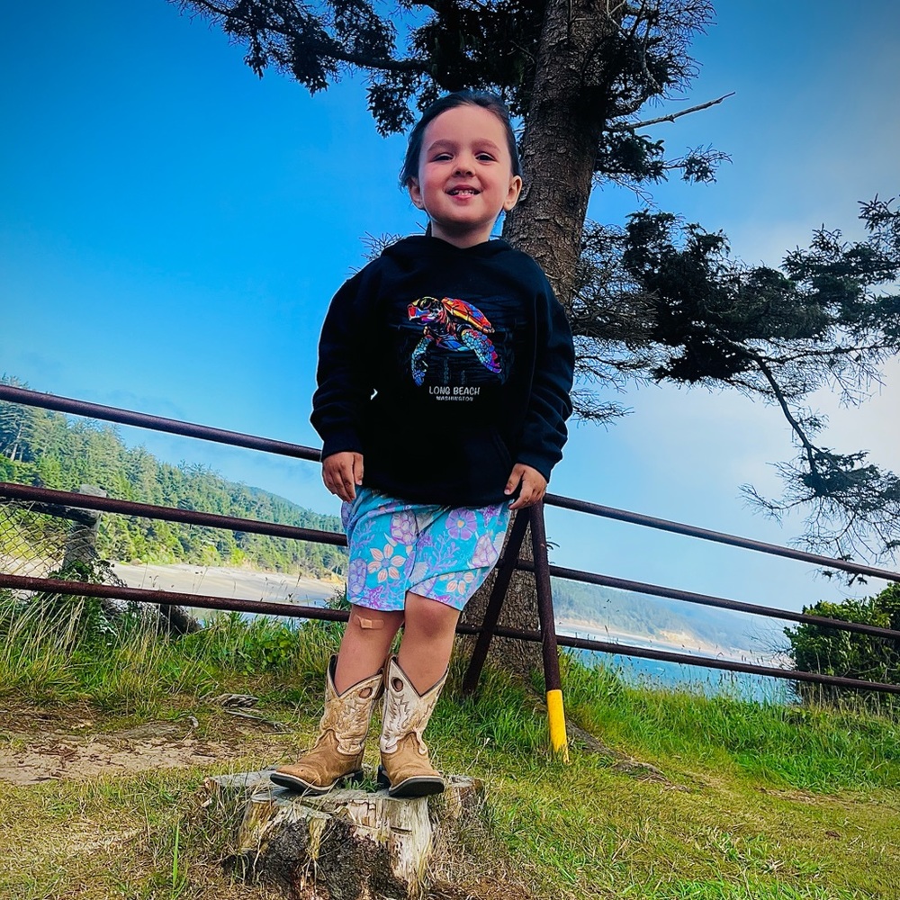 Meet your Posher, Khloe